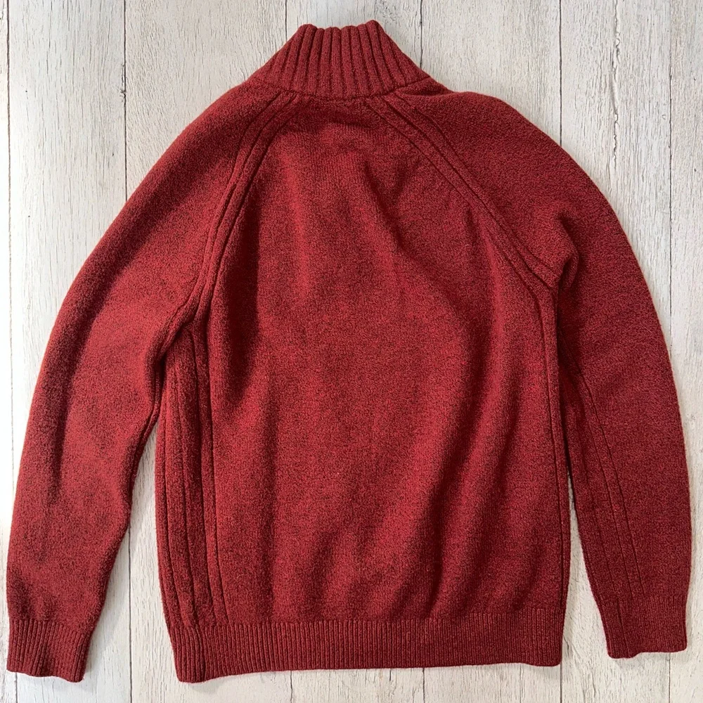 Men’s Banana Republic sweater